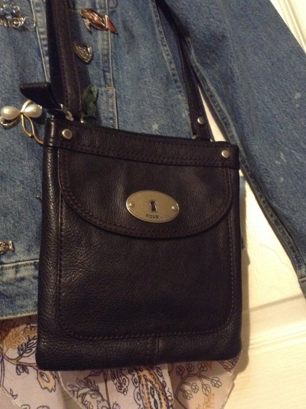 FOSSIL Maddox Metal Keyhole Detail Leather Crossbody Bag
